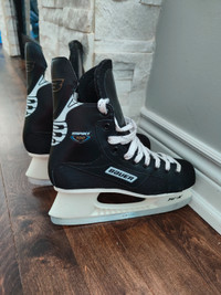 Bauer Impact 100 Hockey Skates Shoes  - US Size 7