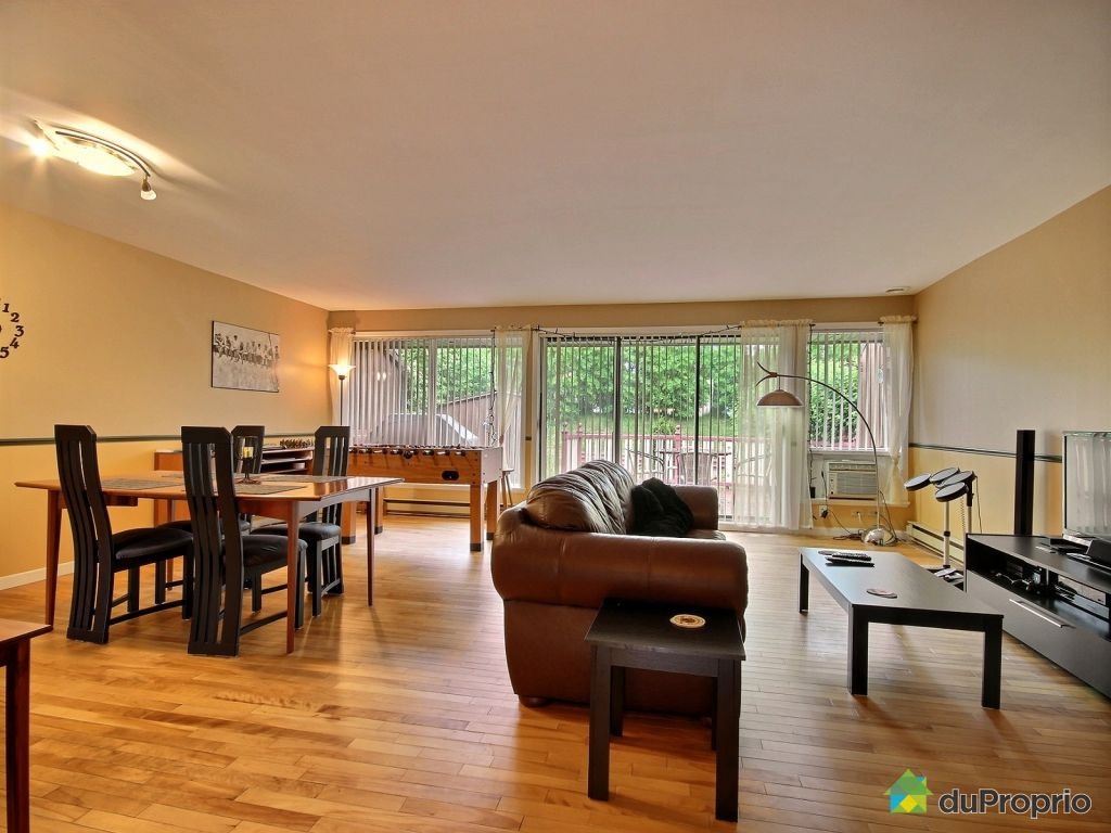 $310,000 - Townhouse for sale in Lebourgneuf — photo 1