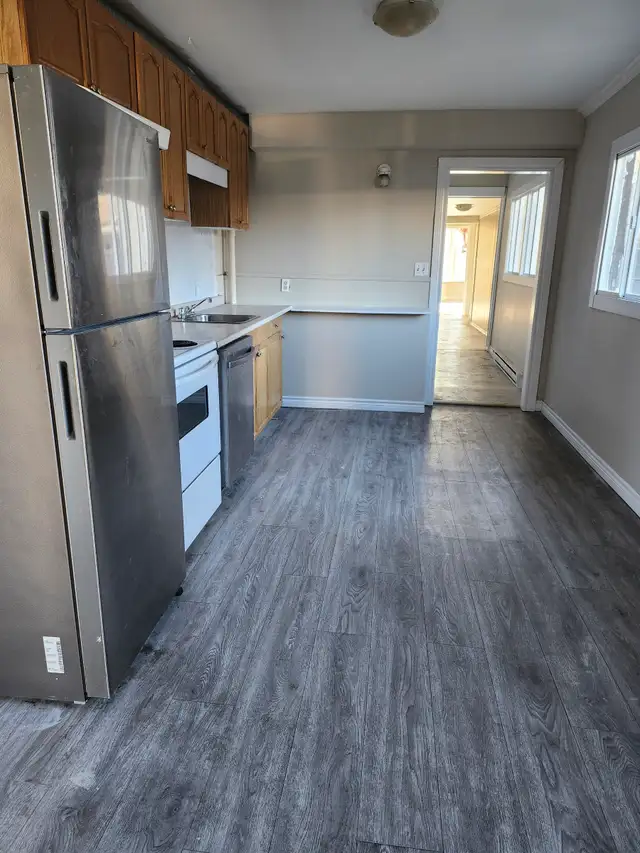 131 Duke St #4 - 3BR Uptown, Top Floor, New Renovation in Long Term Rentals in Saint John - Image 10