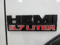 RAM 1500 2022 WARLOCK SLT V8 5.7 LITRES HEMI CREW-CAB BOITE 5.7 PIEDS 4X4 TOUT ÉQUIPÉ / CAMÉRA DE RE... (image 5)