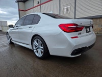Carbon Core Edition Clean Carfax with full service records always maintained at BMW dealership ! M S... (image 5)