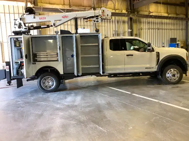 2024 Ford F600 4x4 w/ Summit  Body *NOW AVAIL TO RENT* in Heavy Trucks in Vancouver - Image 6