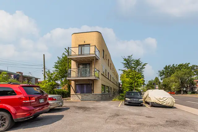 studio,10118 boul.St-Michel,