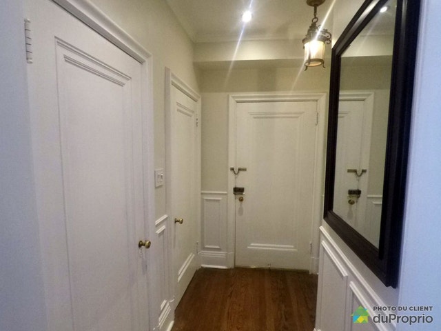 $569,000 - Condominium in Ville-Marie (downtown, old Mtl) — photo 2