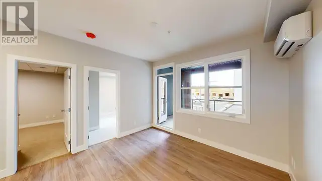 220, 8355 19 Avenue SW Calgary, Alberta62863312723587122