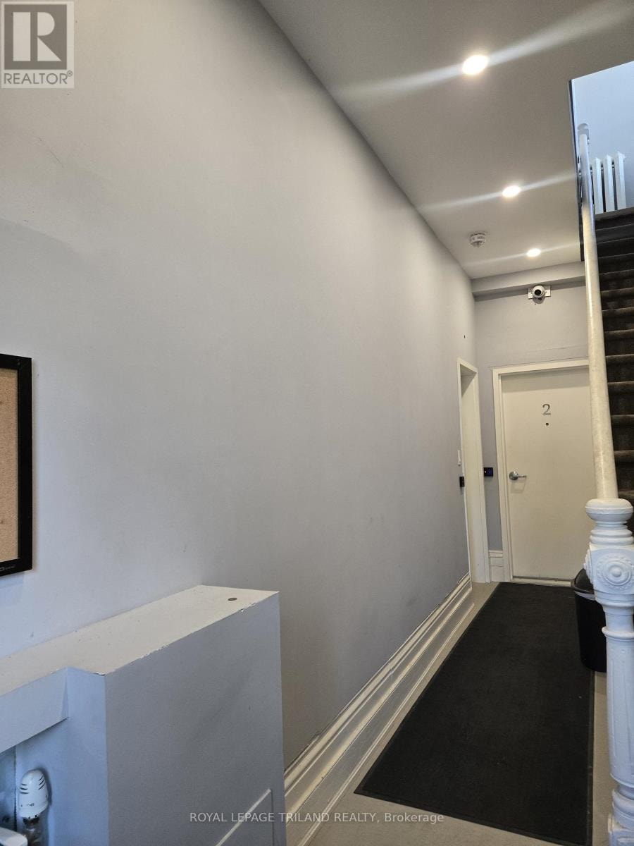 2 - 60 BLACKFRIARS STREET London North (North N), Ontario 3