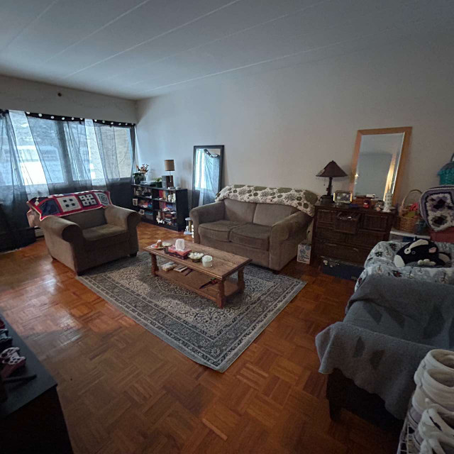 1-541 College St in Long Term Rentals in City of Toronto - Image 3