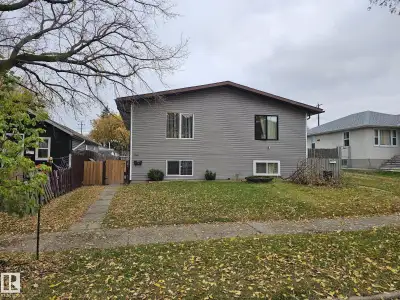 Great buy and cashflow Side by Side Duplex that would be a great investment with 2 separate titles....