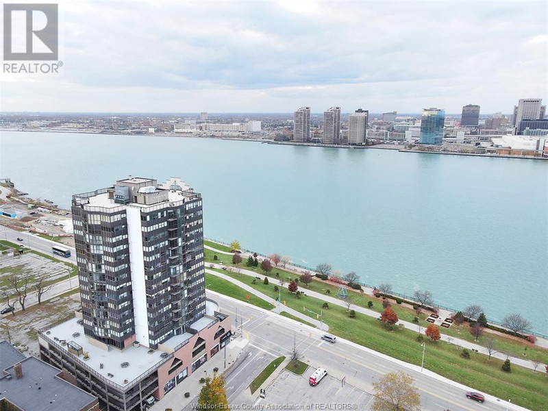 515 RIVERSIDE DRIVE West Unit 1106 Windsor, Ontario Condos for Sale