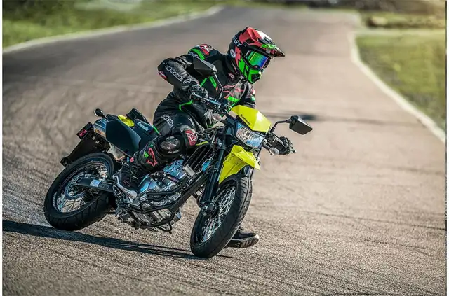 2023 Kawasaki KLX300SM in Street, Cruisers & Choppers in Stratford - Image 9