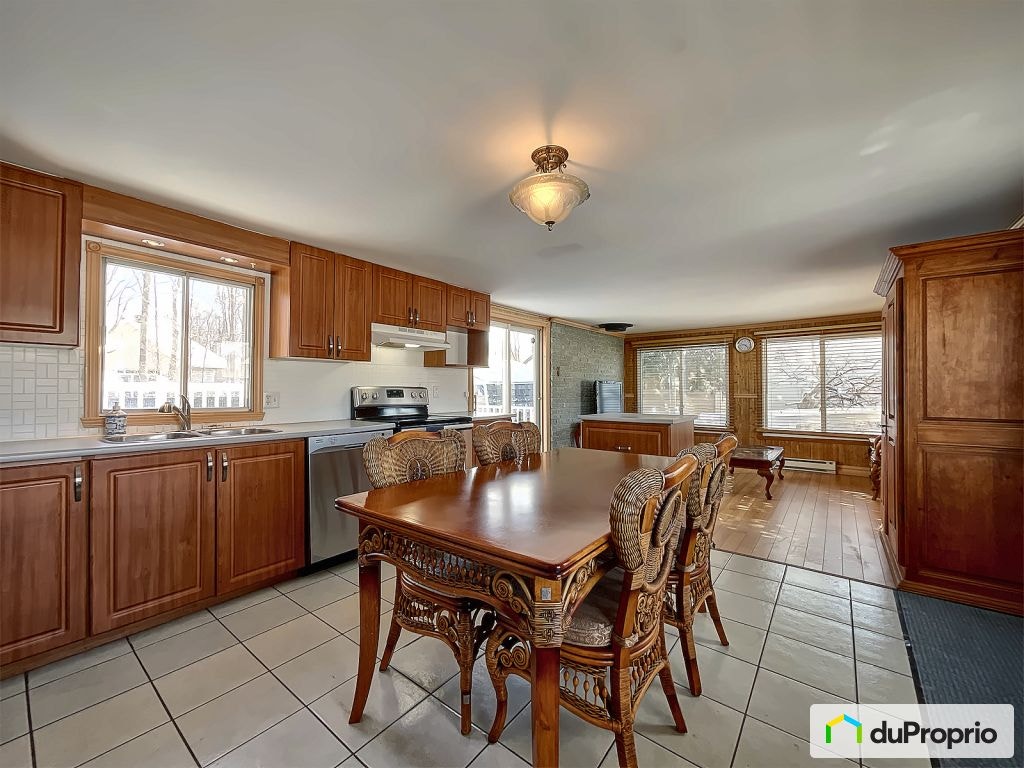 $314,000 - Mobile home for sale in Ste-Marie-Madeleine — photo 3