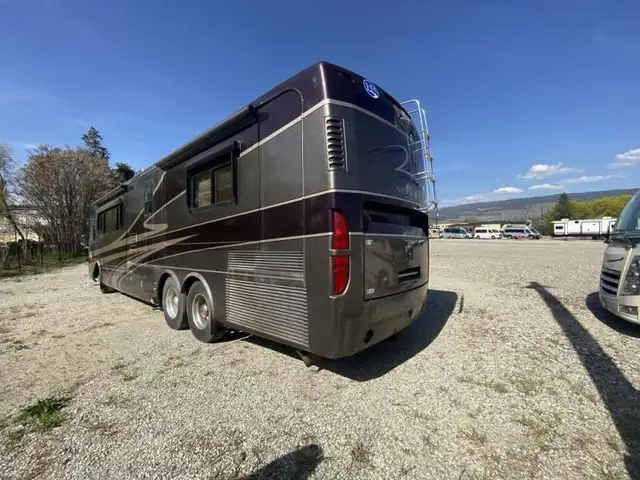 2006 Holiday Rambler Navigator 43PBQ in RVs & Motorhomes in Kelowna - Image 5
