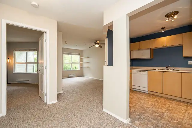 201 10186 155 STREET Surrey, British Columbia in Condos for Sale in Delta/Surrey/Langley - Image 5