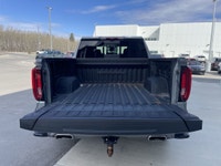 AMVIC Licensed Dealer 13.4 Diagonal GMC Premium Infotainment | 6.2L EcoTec3 V8 | Super Cruise Hands-... (image 7)