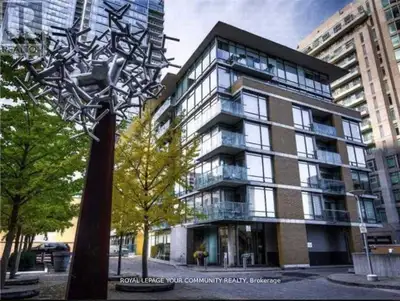 404 - 21 SCOLLARD STREET Toronto (Annex), Ontario