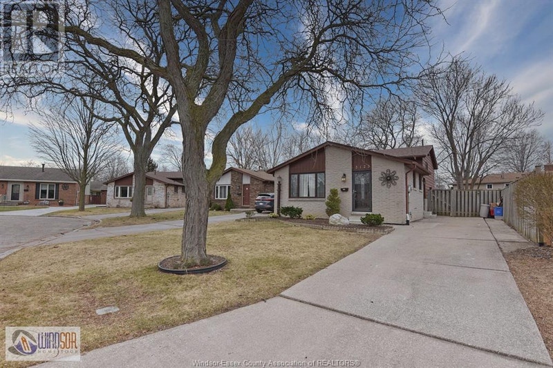3125 LOCUST COURT Windsor, Ontario Houses for Sale Windsor Region