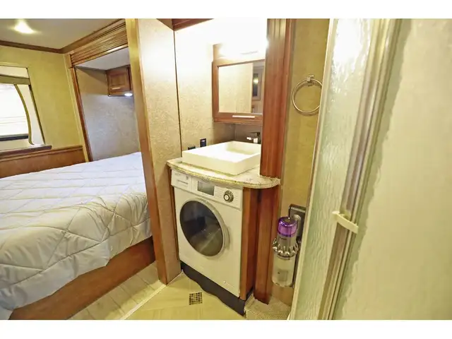2015 Coachmen Encounter Classe A VR / RV FULL PAINT 3 Extensions in RVs & Motorhomes in Laval / North Shore - Image 20