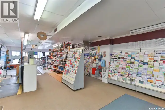 325 & 329 4th AVENUE SW Moose Jaw, Saskatchewan in Commercial & Office Space for Sale in Moose Jaw - Image 10