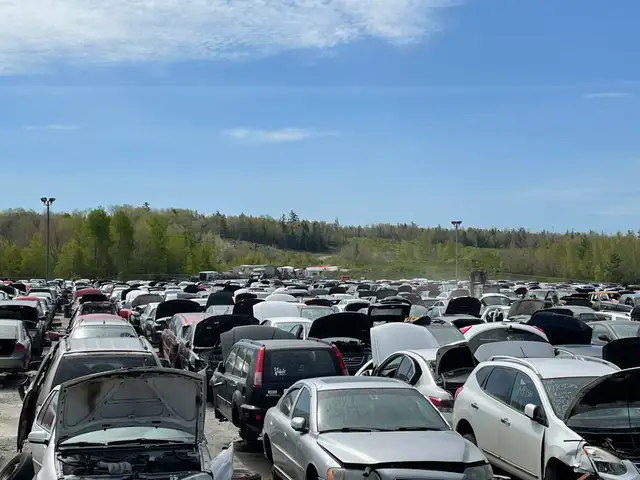 Used Transmission | Wide Inventory at Kenny U-Pull Elmsdale in Transmission & Drivetrain in Truro - Image 4