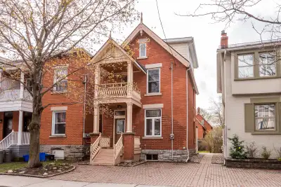 Glebe Summer Rental – 3-Bed Home Steps from Bank St and Canal