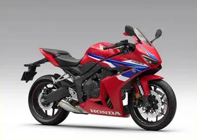 2026 Honda CBR650R E-Clutch ABSThe CBR650R E-Clutch delivers smooth, responsive shifting that makes...