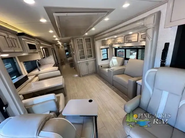 2024 Newmar Ventana 3512 Diesel Pusher in RVs & Motorhomes in Moncton - Image 11