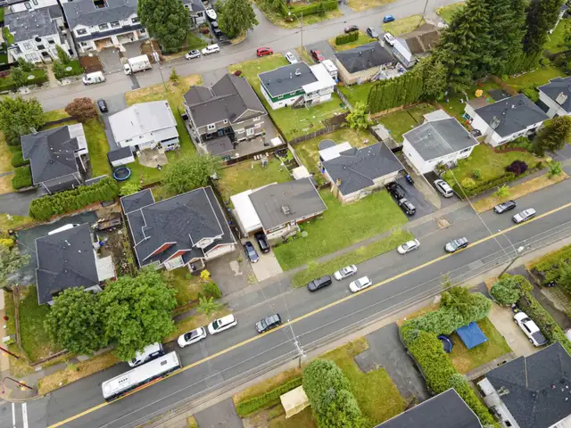 8225 112 STREET Delta, British Columbia in Houses for Sale in Richmond - Image 9
