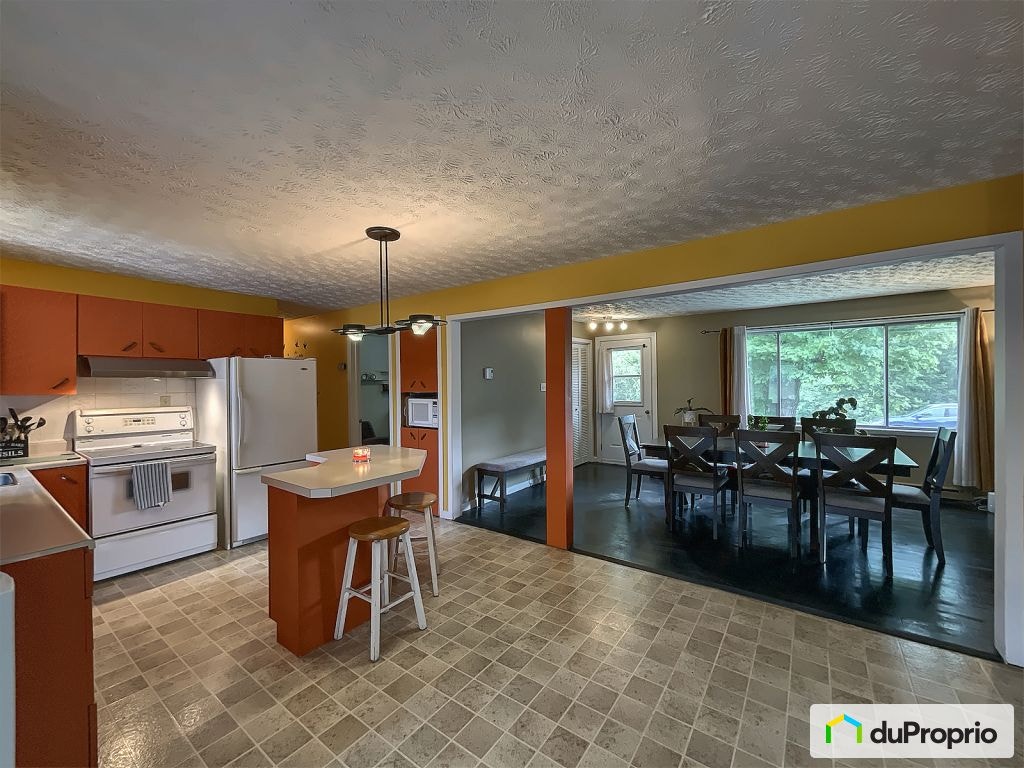 $300,000 - Bungalow for sale in Val-des-Sources — photo 3