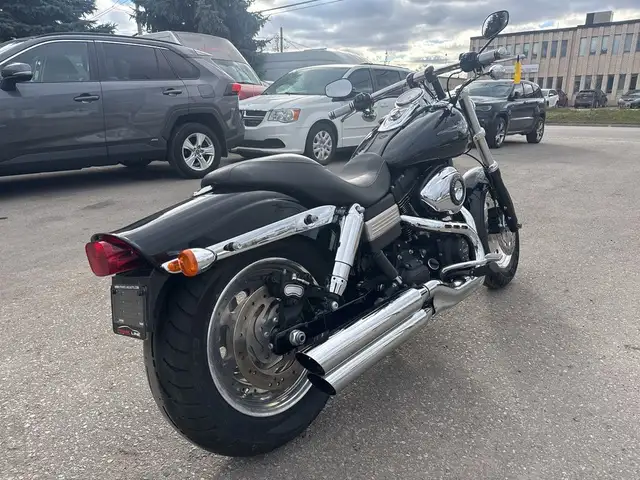 2012 Harley-Davidson Fat Bob ~ FAT BOB ~ 103CI ~ LOW KMS ~ CLEAN in Street, Cruisers & Choppers in City of Toronto - Image 6