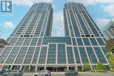 Bright and Spacious 2 Bedroom and 2 Bath Condo With one Parking and one Locker. Steps To The Beach A...