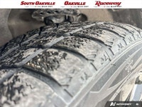 Clean CARFAx No Accidents, Apple Carplay / Android Auto, Air Conditioning, Fully automatic headlight... (image 6)