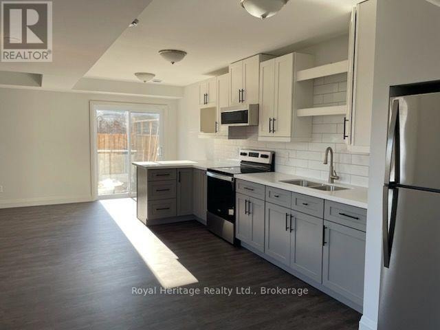 UNIT 2 - 279 HUMBER AVENUE Oshawa (McLaughlin), Ontario 2