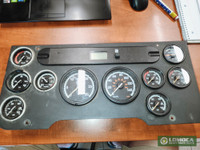 2012 Detroit DD15 Instrument Cluster - Stock #: FR-0709-37