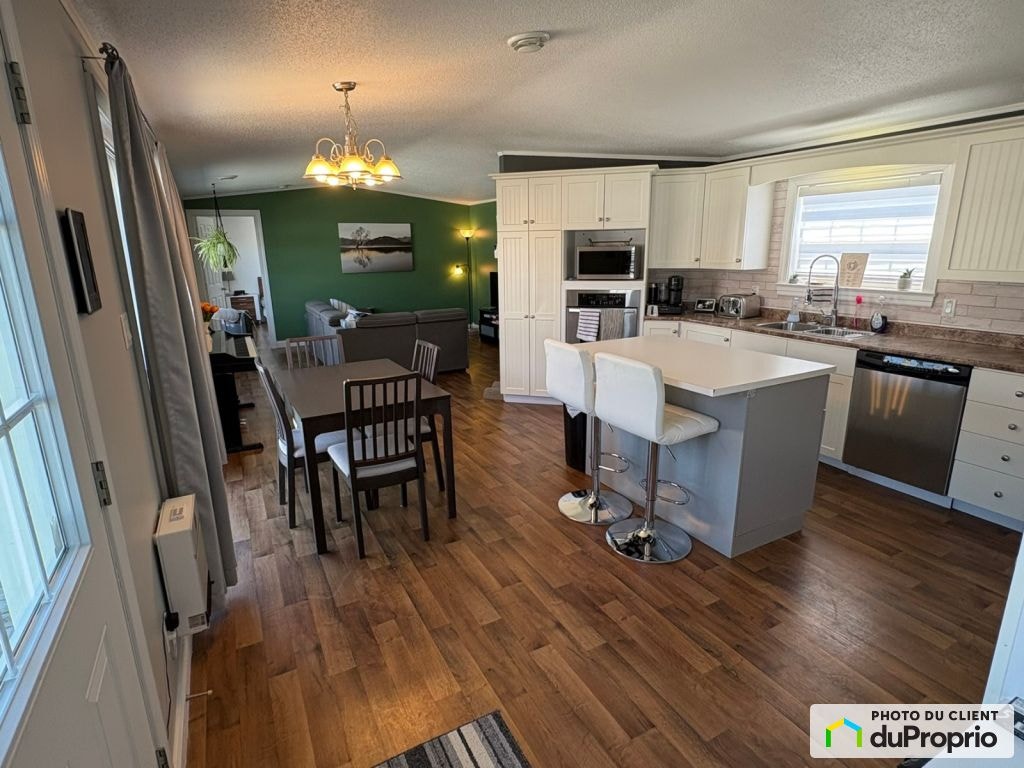 $245,000 - Mobile home for sale in Malartic — photo 2