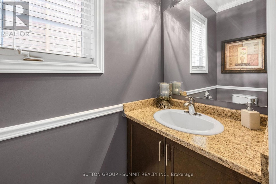 238 King Street S New Tecumseth (Alliston), Ontario, photo 15 of 33
