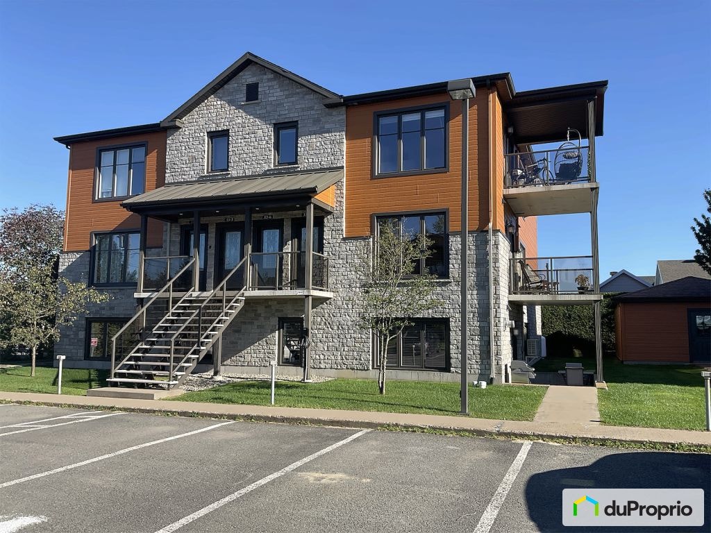 $279,900 - Condominium for sale in St-Apollinaire — photo 1