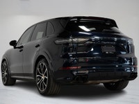 This 2022 Porsche Cayenne GTS is a local Ontario vehicle with remaining manufacturer warranty until... (image 4)