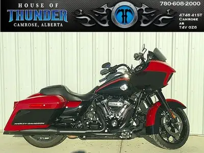This 2021 Street Glide Special delivers the perfect balance of power, comfort, and premium touring c...