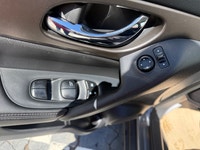 A practical compact SUV with a comfortable interior, modern convenience features, and efficient perf... (image 7)