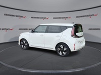 // ACCIDENT FREE!! // // SINGLE OWNER! // This 2023 Kia Soul GT-Line Limited is a smart choice for d... (image 5)
