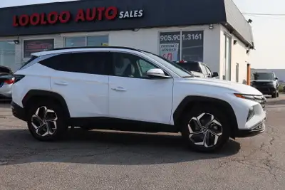 NO ACCIDENT WELL MAINTAINED Luxury Redefined: HYUNDAI TUCSON HYBRID AWD. This SUV Redefines Driving...