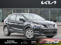 Navigate city streets and open highways with confidence in the capable 2019 Nissan Rogue Sport (Qash... (image 7)