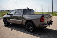This Ram 1500 has a strong Twin Turbo Regular Unleaded I-6 3.0 L/183 engine powering this Automatic... (image 1)