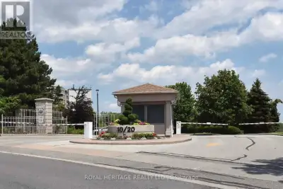 Welcome To The sought after Gates Of Guildwood, Where The Amenities & Grounds Have So Much To Offer!...