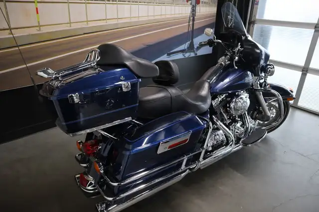 2013 Harley-Davidson FLHTC - Electra Glide Classic in Sport Touring in Edmonton - Image 18
