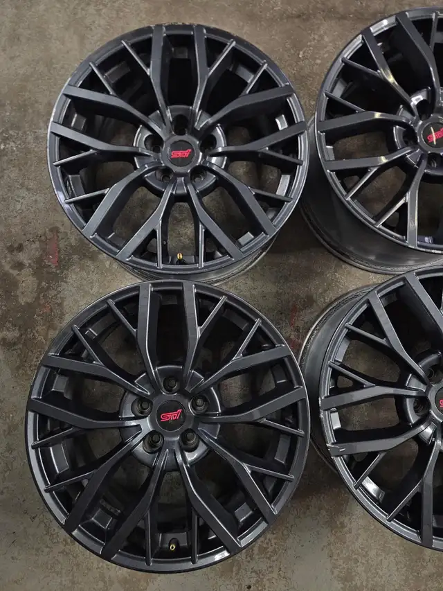 19" Subaru STI OEM Wheels - 5x114.3 in Tires & Rims in City of Montréal - Image 3