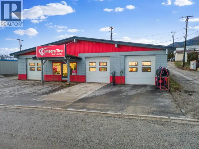 918 PINE Street Creston, British Columbia in Commercial & Office Space for Sale in Nelson - Image 15
