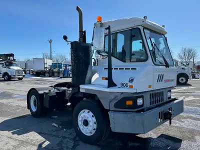 Appelez // Call Guillaume 514-404-6940 Shunter / Tracteur de cour / Yard tractor Unité 906 Kalmar Ot...