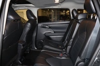 This Toyota Highlander has a dependable Regular Unleaded V-6 3.5 L/211 engine powering this Automati... (image 9)
