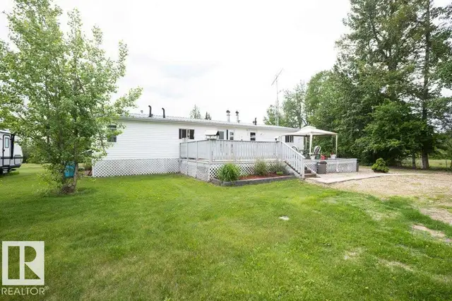 4903A 47 AV Rural Westlock County, Alberta in Houses for Sale in Edmonton - Image 17